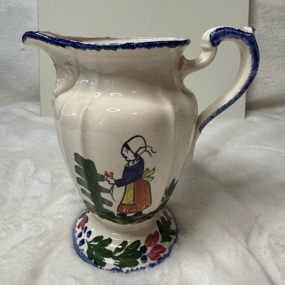 Blue Ridge Southern Pottery the ‘French Peasant’ pattern Milady Pitcher